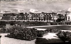 VINTAGE POSTCARD Deauville the Flowered Beach Normandy Hotel and gardens