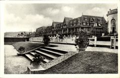 CPA Deauville La Plage Fleurie Hotel Normandy et le boulevard Cornuche
