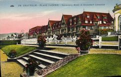 CPA Deauville La Plage Fleurie Le Normandy Hotel et boulevard Cornuche