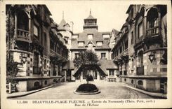 CPA Deauville La Plage Fleurie Le Normandy Hotel Entree Rue de l ecluse