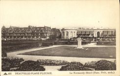 CPA Deauville Plage Fleurie Le Normandy Hotel