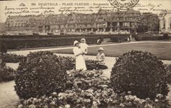 CPA Deauville Plage Fleurie Normandy Hotel et les jardins