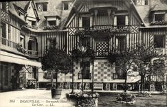 CPA Deauville Normandy Hotel La Cour