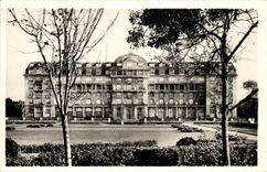 CPM Deauville La Plage Fleurie Hotel Royal
