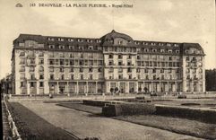 CPA Deauville La Plage Fleurie Royal Hotel 