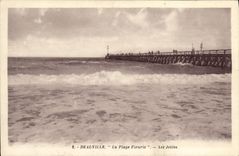 POSTAL Deauville de la VENDIMIA los embarcaderos florecidos de la playa