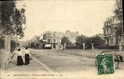 La POSTAL Deauville de la VENDIMIA pone L hotel D Ville