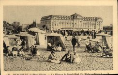 CPA Deauville La Plage Fleurie La Plage et Royal Hotel