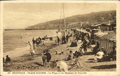 Playa florecida Deauville de la POSTAL de la VENDIMIA la playa y las alturas de Trouville
