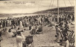 CPA Deauville Plage Fleurie L heure du Bain