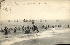 POSTAL Deauville de la VENDIMIA les Bains de los barcos de mar