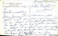 POSTAL Deauville de la VENDIMIA la playa florecida la caminata de los tableros y de la playa