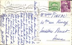 CPA Deauville Les Planches et la Plage devant le Bar du Soleil