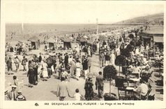 CPA Deauville Plage Fleurie La Plage et les Planches