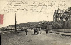 POSTAL Deauville de la VENDIMIA en la caminata de la playa de los chalets vista hermosa