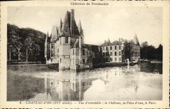 CPA Chateau d oo Vue d ensemble le Chateau la piece d eau le Parc