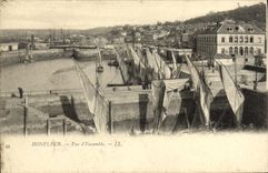 CPA Honfleur Vue d Ensemble Bateaux
