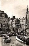 CPM Honfleur Bateaux de peche dans le Port Bateaux 