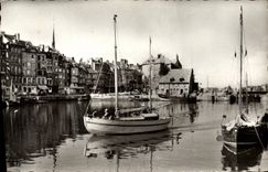 MODERN CARD Honfleur Entered D a Yacht the old port Boats