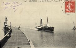 VINTAGE POSTCARD Honfleur Arrived of Steamer Francois I er