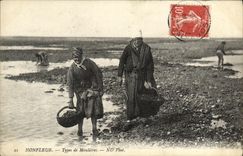 VINTAGE POSTCARD Honfleur Types of Moulieres Fishes