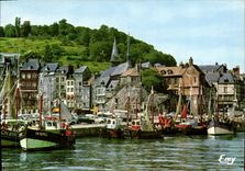 MODERN CARD Honfleur the boats of sin Sainte has quay in L before Port Lieutenancy Quay Catherine