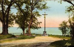 VINTAGE POSTCARD Honfleur the Martyrdom of the Dimension of Grace