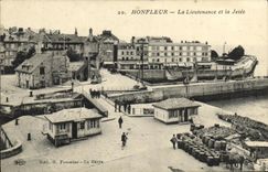 CPA Honfleur La Lieutenance et la Jetee