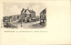 CPA Honfleur La Lieutenance et l Hotel de Ville