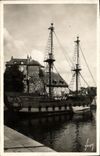 Barco de navegacion de la lugartenencia de Honfleur de la POSTAL de la VENDIMIA