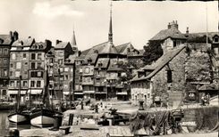 POSTAL MODERNA Honfleur la lugartenencia vista de las cerraduras