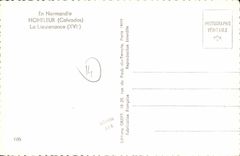 POSTAL MODERNA lugartenencia de Honfleur con el individuo normando