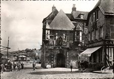 CPM Honfleur La Lieutenance au gars normand