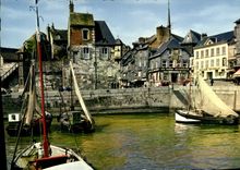 POSTAL MODERNA lugartenencia de Honfleur y los barcos de Hamelin del lugar