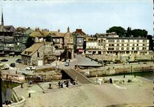 POSTAL MODERNA lugartenencia y cerraduras de Honfleur