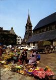 CPM Honfleur L Eglise Sainte Catherine et le Marche