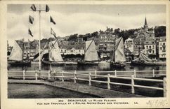 CPA Deauville La Plage Fleurie Vue sur Trouville et l Eglise Notre Dame des Victoires Bateaux