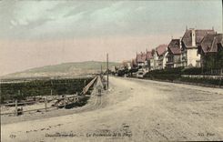 VINTAGE POSTCARD Deauville on Sea the Walk of the Beach