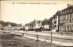CPA Deauville Plage Fleurie La Terrasse et les Villas