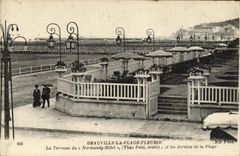 CPA Deauville La Plage Fleurie La Terrasse du Normandy Hotel et les jardins de la plage 