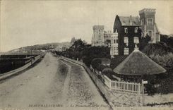 VINTAGE POSTCARD Deauville on Sea Promeande of the Beach Elisabeth Villa