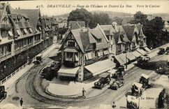 VINTAGE POSTCARD Deauville Street of L Locks and Desired Hoc Towards the Casino Store In Spring