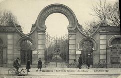 VINTAGE POSTCARD Asnieres Entree of the Cemetery of the Dogs Bicycle Cycles Cyclist