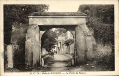 VINTAGE POSTCARD Wood of Meudon the Gate of Fleury