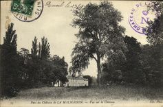 VINTAGE POSTCARD Park of the Castle of Malmaison Seen on the Castle