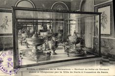 VINTAGE POSTCARD Rueil Castle of Malmaison Surtout of table in vermeil gives has L emperor by the town of Paris Sacre