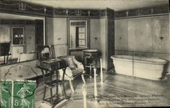 VINTAGE POSTCARD Rueil Castle of Malmaison Old Residence of L Napoleon Emperor 1st