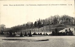 El parque de la POSTAL de la VENDIMIA de nube del St el sitio de la terraza o el S levanto el castillo