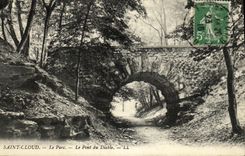 CPA Saint Cloud Le Parc Le Pont du Diable