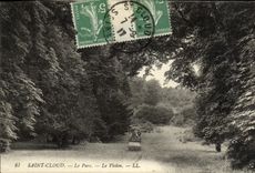 CPA Saint Cloud Le Parc Le Violon